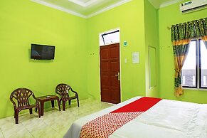 OYO 91435 Berliany Home 2