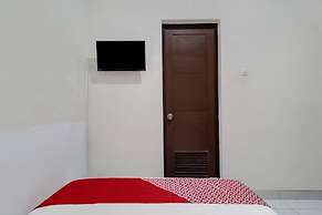 OYO 90452 Pillow Inn