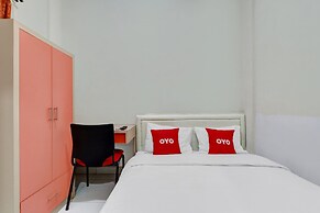 OYO 90452 Pillow Inn