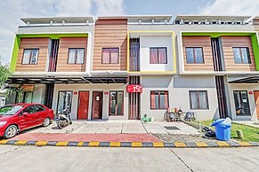 OYO 90452 Pillow Inn