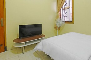 OYO 91777 Kemuning Guesthouse