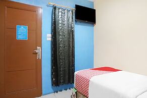 OYO 92075 Sky Residence Mawar