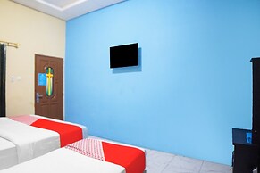 OYO 92075 Sky Residence Mawar