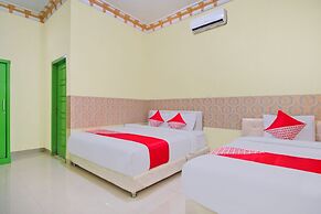 OYO 2596 Homestay Hj. Suharti