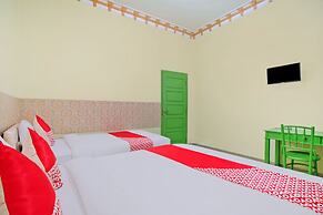 OYO 2596 Homestay Hj. Suharti