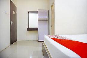 OYO 91432 Dalle 5151 Jeneponto Near Patung kuda, Jeneponto