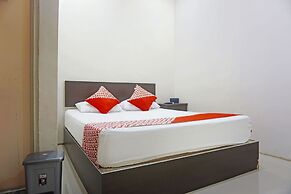 OYO 91432 Dalle 5151 Jeneponto Near Patung kuda, Jeneponto