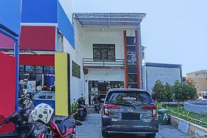 OYO 91432 Dalle 5151 Jeneponto Near Patung kuda, Jeneponto