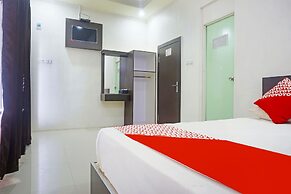 OYO 91432 Dalle 5151 Jeneponto Near Patung kuda, Jeneponto