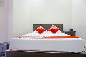 OYO 91432 Dalle 5151 Jeneponto Near Patung kuda, Jeneponto