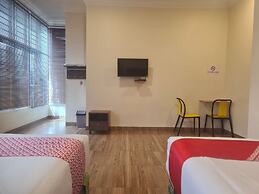 Super OYO 3316 Adam Malik Guesthouse Near Stasiun Medan