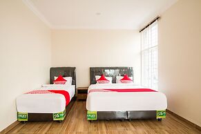 Super OYO 3316 Adam Malik Guesthouse Near Stasiun Medan