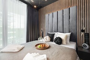 Luxury Apartment by Renters Prestige