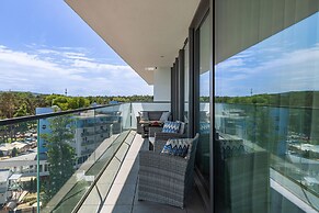 Luxury Apartment by Renters Prestige