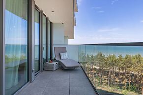 Luxury Apartment by Renters Prestige