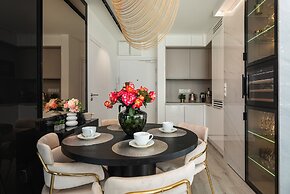 Luxury Apartment by Renters Prestige