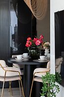 Luxury Apartment by Renters Prestige