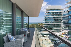 Luxury Apartment by Renters Prestige