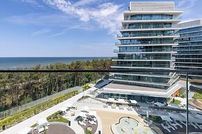 Luxury Apartment by Renters Prestige