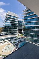 Luxury Apartment by Renters Prestige