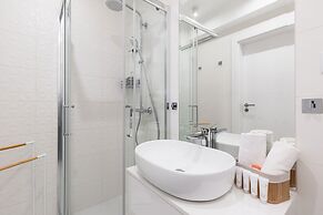 Luxury Apartment by Renters Prestige