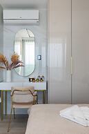 Luxury Apartment by Renters Prestige