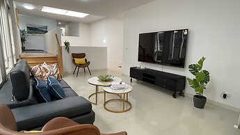 Canterbury Villa 7BRM for Big Group