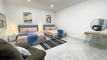 Canterbury Villa 7BRM for Big Group