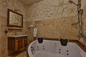 CaveAdocia Stone&Cave House