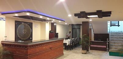 MeroStay 228 LA Hotel