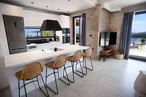 Villa Haris Smirties Villas