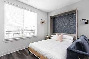 CozySuites at East Washington