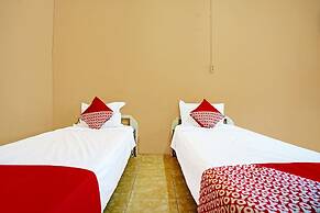 OYO 3205 Penginapan Mikial Ismi Kayuagung Syariah