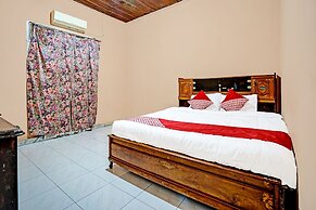 OYO 3205 Penginapan Mikial Ismi Kayuagung Syariah