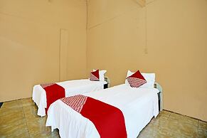 OYO 3205 Penginapan Mikial Ismi Kayuagung Syariah