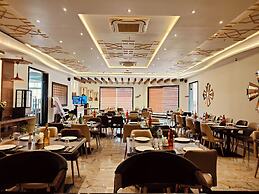 Mayur Hotel & Resort