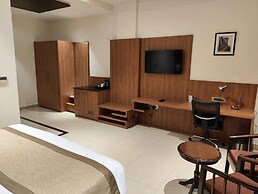 Mayur Hotel & Resort