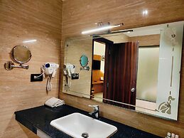 Mayur Hotel & Resort