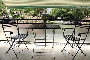 Ariadni s Athenian Apartment