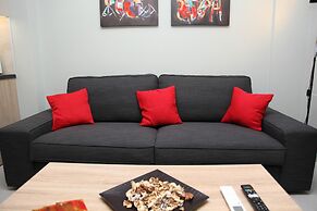 Ariadni s Athenian Apartment