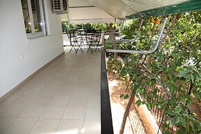 Ariadni s Athenian Apartment