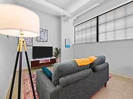 CozySuites at First Avenue