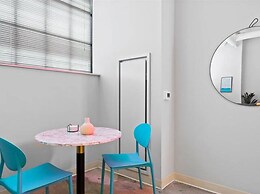 CozySuites at First Avenue