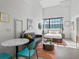 CozySuites at First Avenue