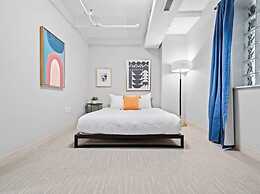 CozySuites at First Avenue