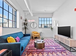 CozySuites at First Avenue