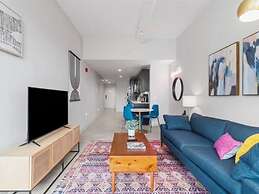 CozySuites at First Avenue