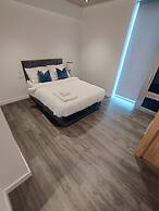 Charming 3-bed Apartment in London