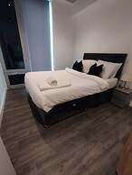 Charming 3-bed Apartment in London