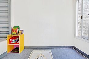 Super OYO Capital O 3905 Graha 100 Guest House Syariah